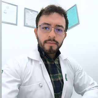 Ampliar imagen: Oscar Uriel  García Peláez , Dentista - Odontólogo Nogales