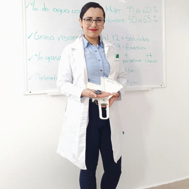 Diana Stephanie Moreno Ramírez, Nutriólogo clínico Ciudad de México