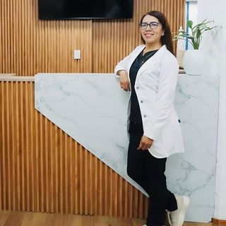 Ampliar imagen: Verónica Flores González, Nutriólogo Cuauhtémoc