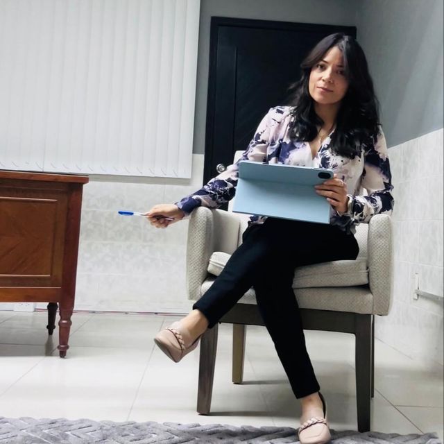 Maricruz Ramírez Escobar, Psicólogo Celaya