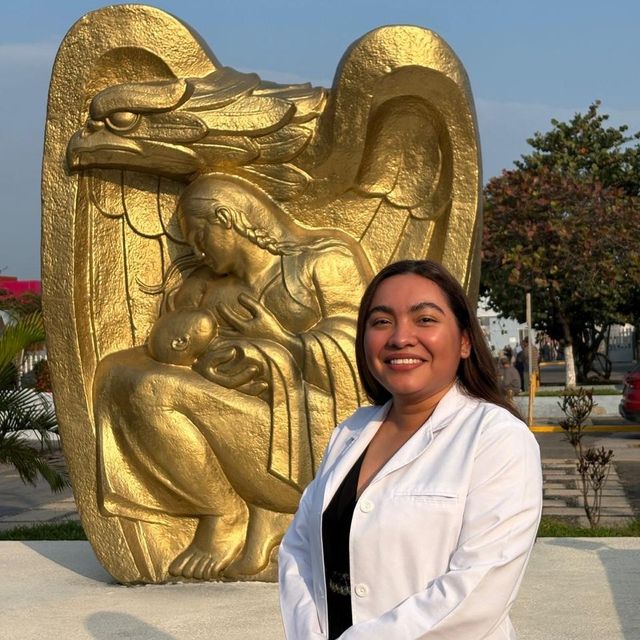 Flor Patricia Rosas Murga, Cardiólogo Veracruz