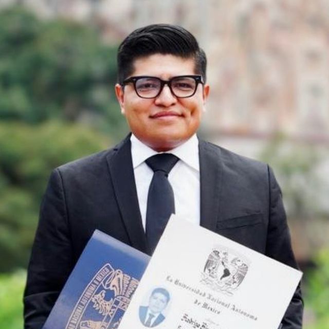 Rodrigo Rivera Moreno, Oncólogo médico Querétaro