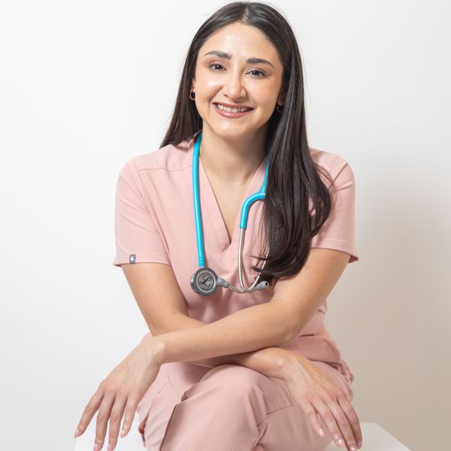 Andrea Edith Flores Nava, Pediatra Chihuahua