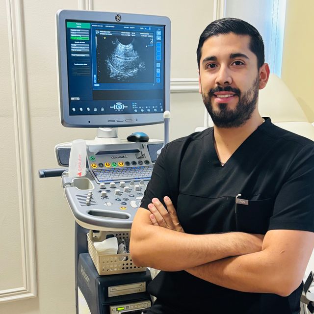 Gerardo Ontiveros Cabello, Ginecólogo Saltillo