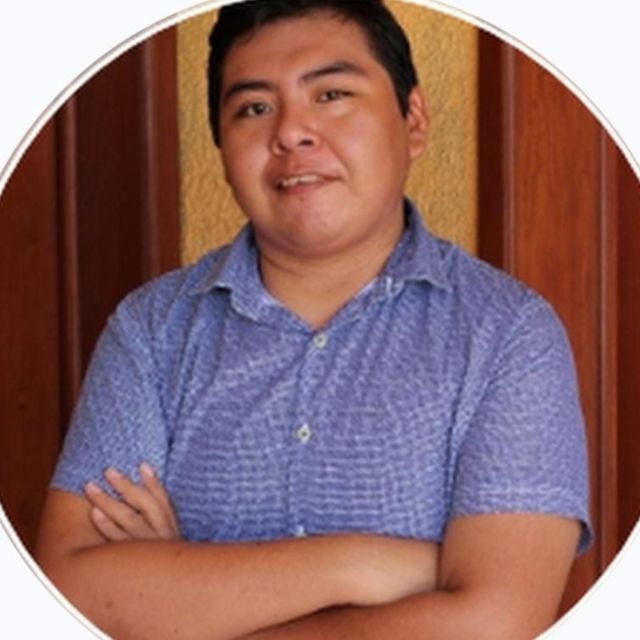 Roberto Un Tecua, Dentista - Odontólogo Mérida