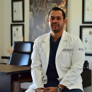 Ampliar imagen: Ramon Alonso Prieto Baeza, Ortopedista Chihuahua