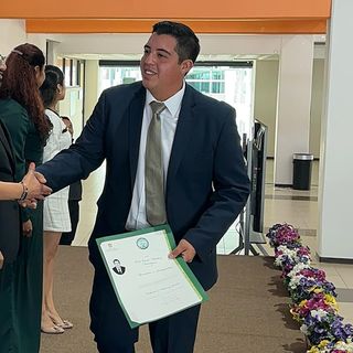 Ampliar imagen: Eric omar Martinez Domínguez, Quiropráctico Toluca de Lerdo