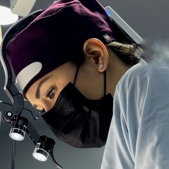 Ana Ortiz Gutiérrez, Cirujano maxilofacial Monterrey