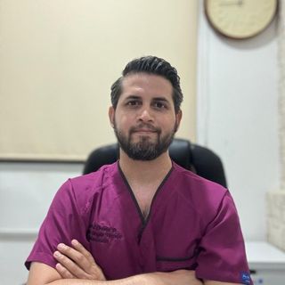 Ampliar imagen: Gabriel Orduña Domínguez, Angiólogo Campeche