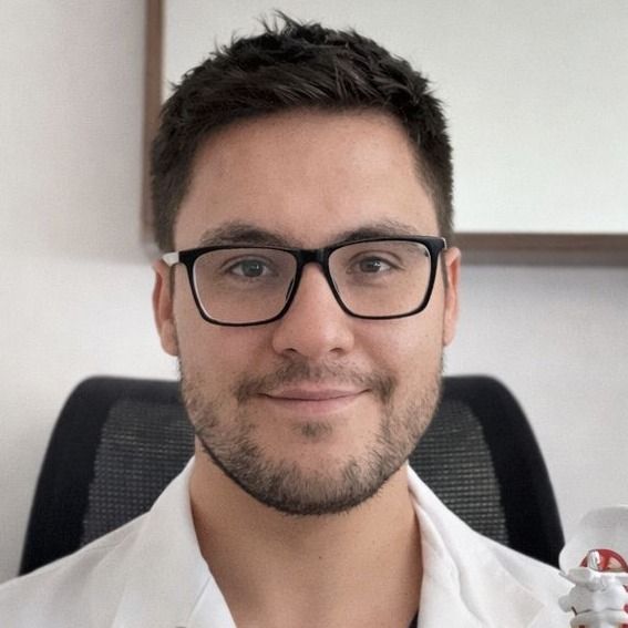 Carlos Betancourt Quiroz, Neurocirujano Cuajimalpa de Morelos