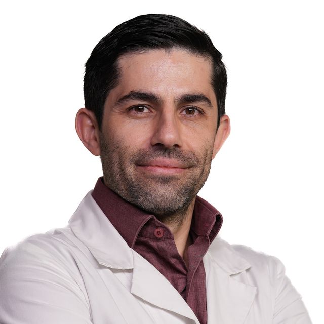 Carlos Eduardo Contreras García, Internista Ciudad de México