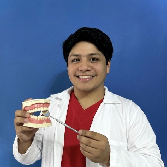 Maximiliano Moreno Martinez, Dentista - Odontólogo Tuxtla Gutierrez