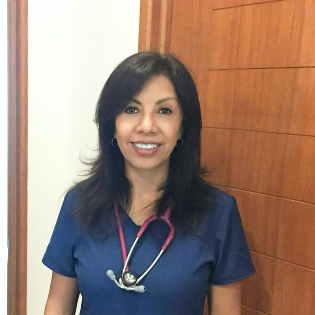 Aurora Meza, Alergólogo Cancun