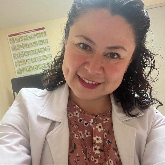 Adriana Gómez Verdad, Especialista en Rehabilitación y Medicina Física Ciudad de México