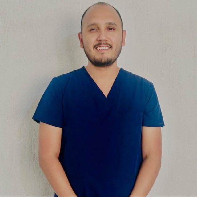 Javier Luna García, Médico general Mérida