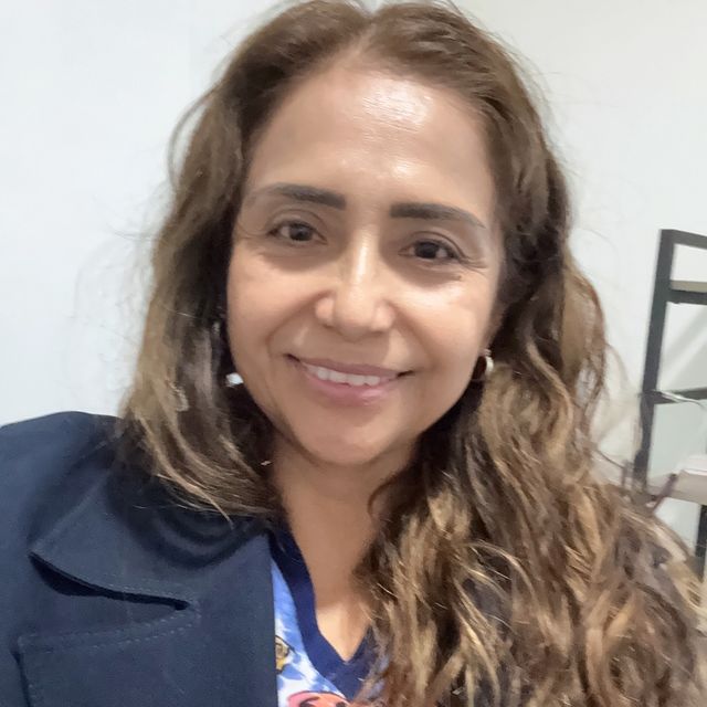 Maribel Campos Ramirez, Ginecólogo Celaya