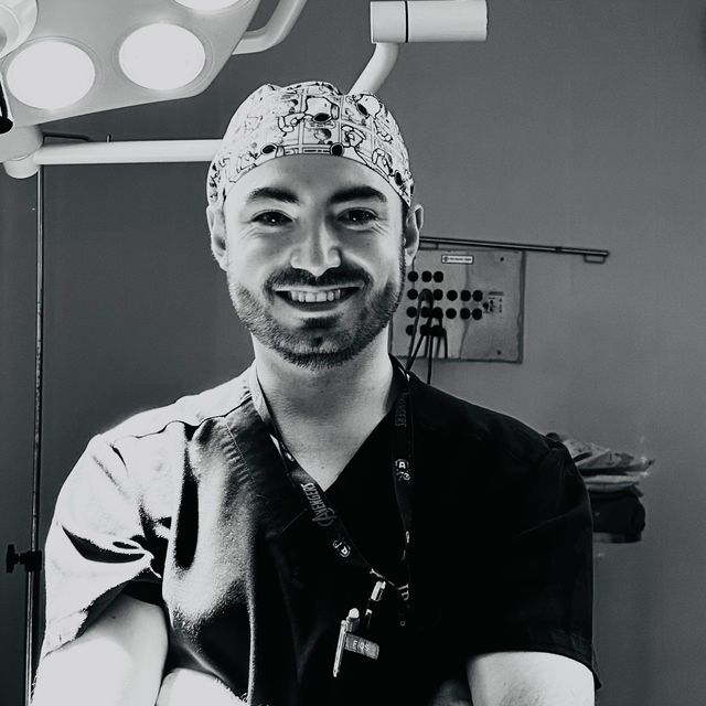 Gabino Vera Valencia, Pediatra Ciudad de México