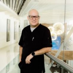 Ampliar imagen: Anaximandro Añez Garcia, Médico general Monterrey