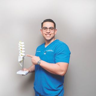 Ampliar imagen: Roberto Mata, Traumatólogo Reynosa