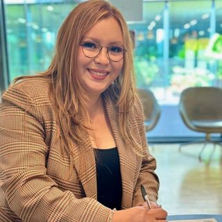 Ampliar imagen: Cynthia Yaneli Mendia Fragoza, Psiquiatra San Nicolás de los Garza