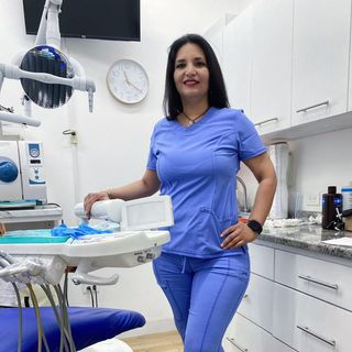 Karla Leticia Romero Olivas, Dentista - Odontólogo Chihuahua