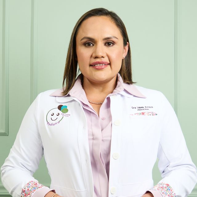 Laura Alejandra Arroyo Navarrete, Pediatra Querétaro