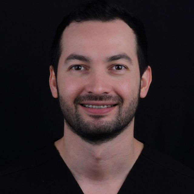 Sergio Fernando Castañeda Alvarez, Dentista - Odontólogo Benito Juárez