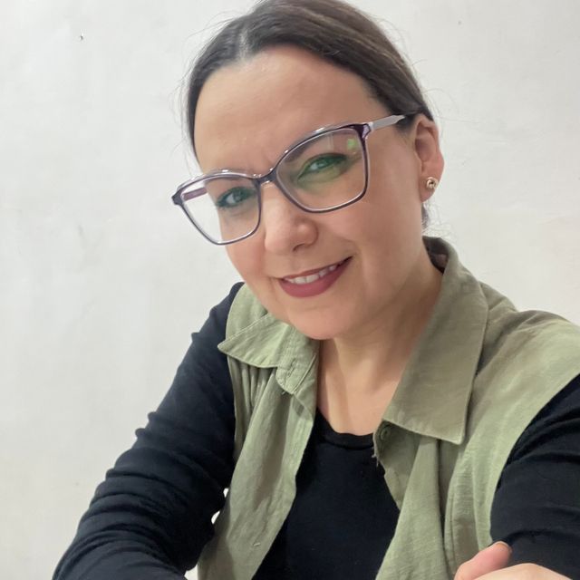 Itzel Rodríguez, Psicólogo León