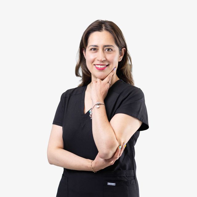 Laura Yazmin Samano Gomez, Dentista - Odontólogo Santiago Tianguistengo-Gualupita Yancuitlalpan