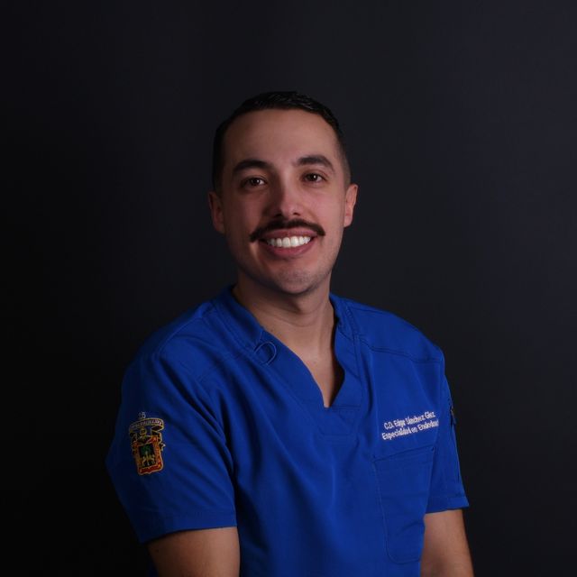 Edgar Sánchez González , Endodoncia Guadalajara