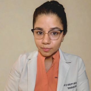 Madian Scarlett Garcia Carachuri, Neurocirujano Monterrey