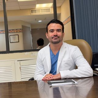 Dr. Alejandro Hernández Rodríguez