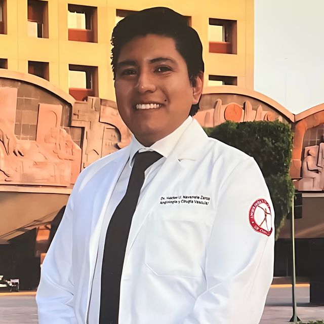 Héctor Ulises Navarrete Zarco, Angiólogo Cancun