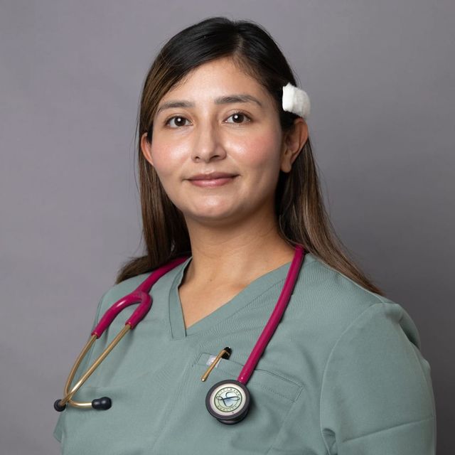 Esmeralda Camas Pérez, Médico general Playa del Carmen