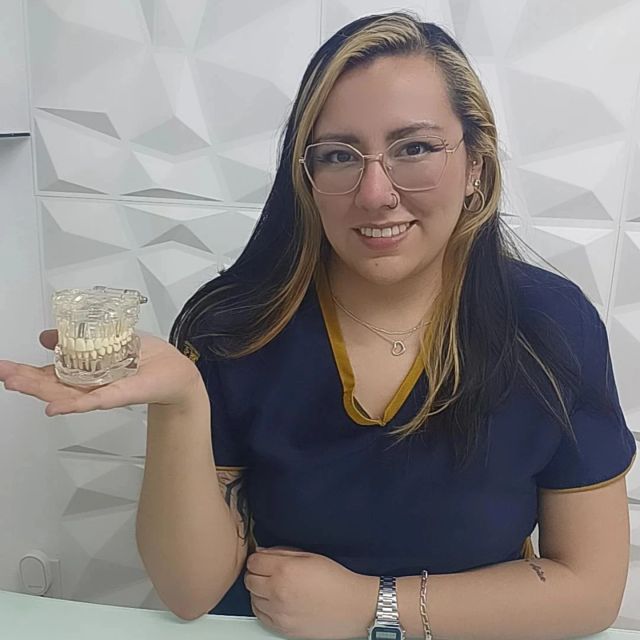 Brenda Itzel  Nieto Martinez , Dentista - Odontólogo Gustavo A Madero