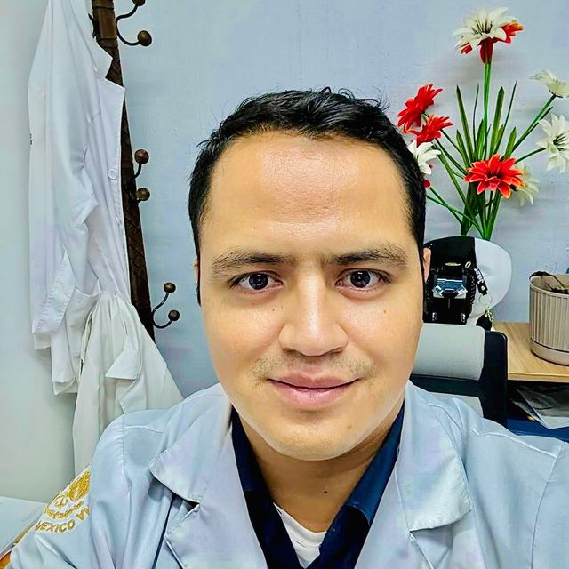Jesús Eduardo López Enríquez, Médico de familia Coyoacán