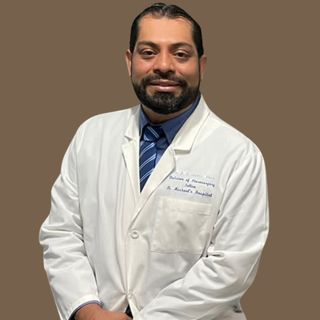 Ampliar imagen: José Orlando Guinto Nava, Neurocirujano Ciudad Juarez