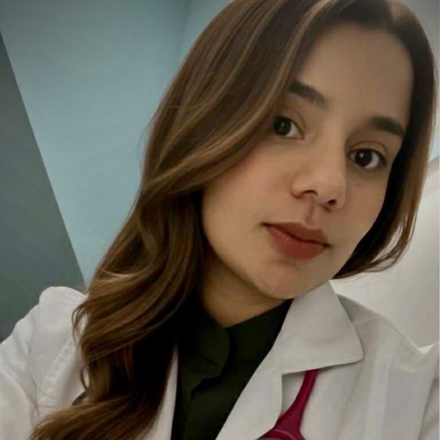 Sayra Judith Cardenas Gutierrez, Médico general Sahuayo