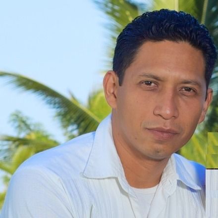 ROBERTO MENDOZA, Psicólogo Coatzacoalcos