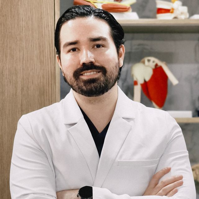 Braulio Ayala, Traumatólogo Nuevo Leon