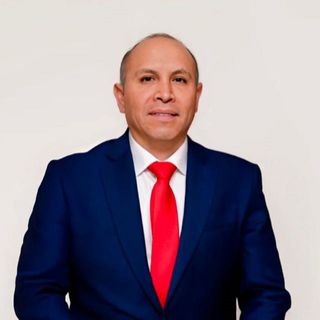 Ampliar imagen: Alberto Darío Salgado Flores, Especialista en Rehabilitación y Medicina Física Naucalpan de Juárez