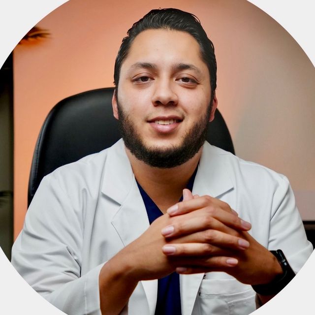 Elias Adan Godoy Salinas, Traumatólogo San Pedro Garza Garcia