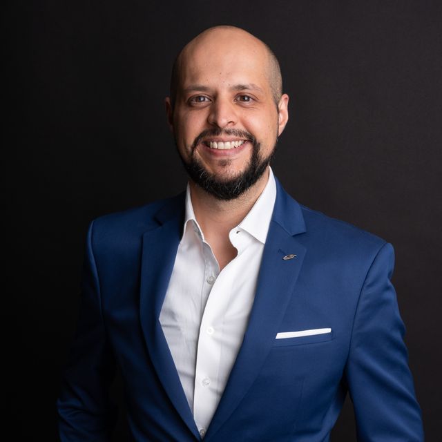 Alexandro Aguilera Salgado, Cirujano plástico Miguel Hidalgo