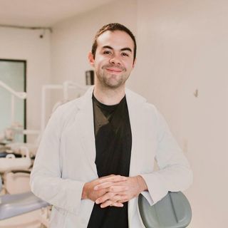 Ampliar imagen: Gerardo Portillo Palma, Dentista - Odontólogo Chihuahua