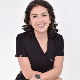 Ampliar imagen: Nidia Buendia, Cirujano general Texcoco