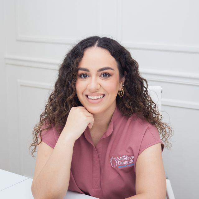 Minerva Delgado, Ginecólogo Mexicali