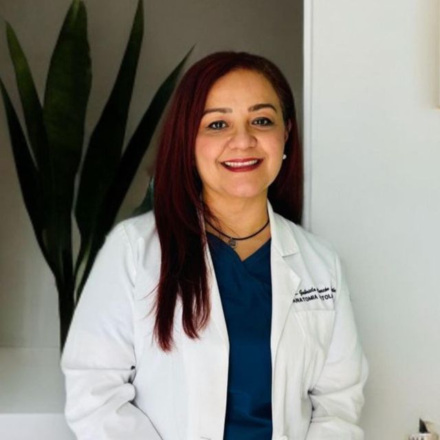 Gabriela Alarcón Galván, Anatomopatólogo Monterrey