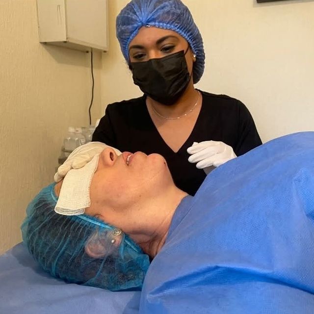 Berenice Gamboa, Médico general Monterrey