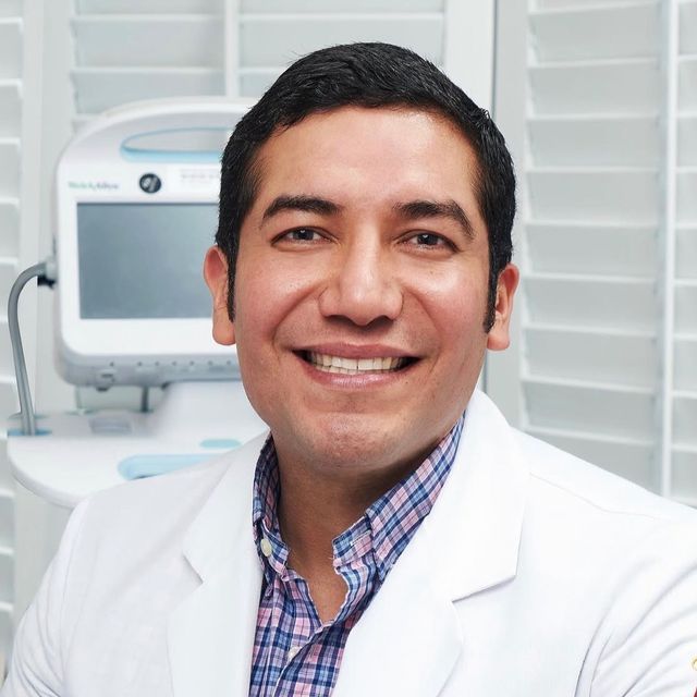 Jhocely Reyes Ruiz, Endocrinólogo Hermosillo