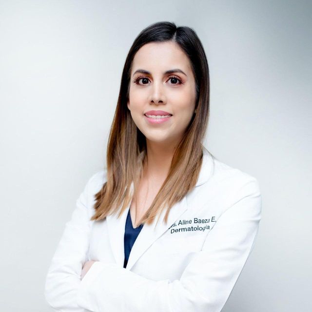 Aline E. Baeza Echeverría, Dermatólogo Mérida